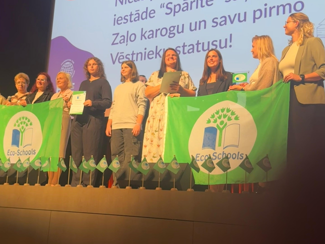 Ekoskolas apbalvošana - Vēstnieka statusa iegūšana